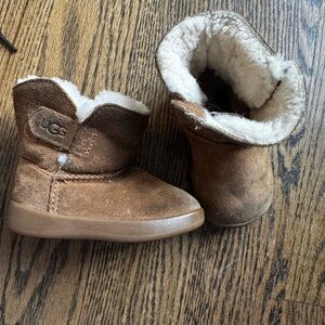 UGG Brown Suede Ankle Boots with Cozy Lining